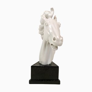 Erich Oehme für Meissen, Skulptur eines Pferdes, 1949