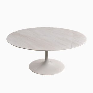 Tavolino da caffè in marmo di Eero Saarinen per Knoll Inc. / Knoll International, anni '90