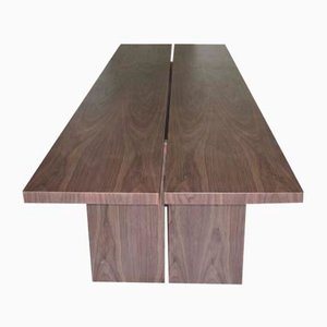 Table Riga par Meccani Studio pour Meccani Design, 2018