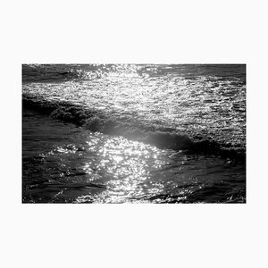 Seelandschaft Schwarz & Weiß Giclée Druck, Pacific Sunset Waves, Limitierte Edition 2020