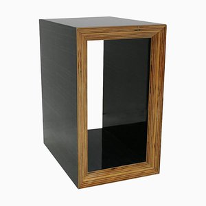 Escultura española geométrica de madera de pino lacada en negro