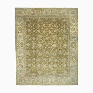 Traditioneller handgewebter antiker Antiker Oushak Teppich in Beige