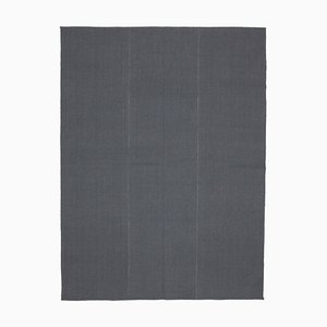 Grauer handgewebter Flatwave Kilim Teppich aus Wolle