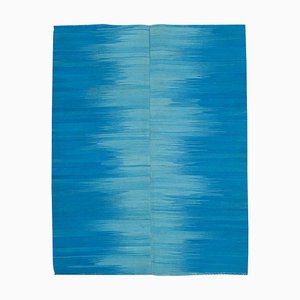 Blauer Orientalischer Flatwave Kelim Teppich aus handgewebter Wolle