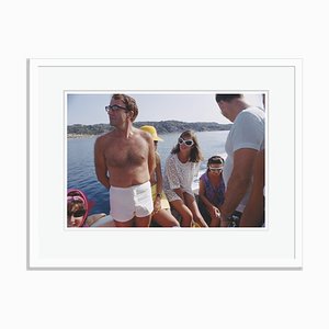 Slim Aarons, Celebrity Cruise Oversize C Imprimé Encadré en Blanc