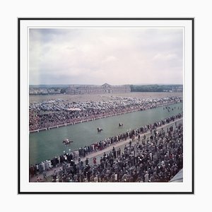 Stampa Slim Aarons, ippodromo di Chantilly C in nero