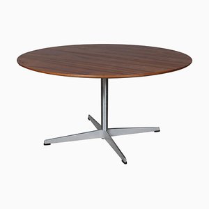 Table Basse par Piet Hein & Arne Jacobsen