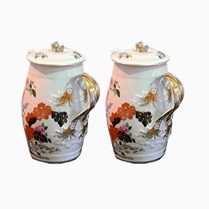 Frascos antiguos de porcelana decorados con flores de Vista Alegre. Juego de 2