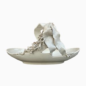 Panier Antique en Porcelaine avec Décoration Florale de Hb & Cie Choisy Le Roi, France