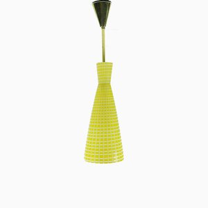 Lámpara colgante de vidrio amarillo y blanco de Aloys Gangkofner para Peill & Putzler, años 50