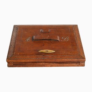 Gusssted Document Holder