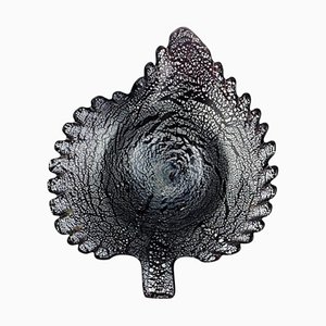 Cuenco de cristal de Murano en forma de hoja soplado en negro y plateado