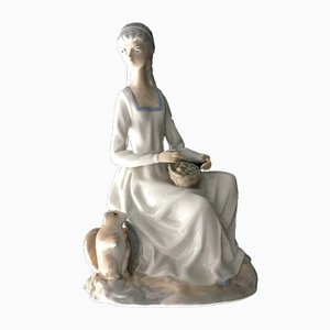 Figurine de Casades en Porcelaine, Espagne, 1950s