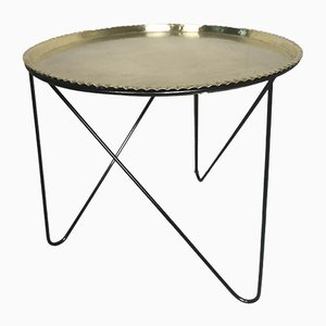 Table Basse Mid-Century Ronde avec Trépied en Laiton avec Base en Métal Noir, 1950s