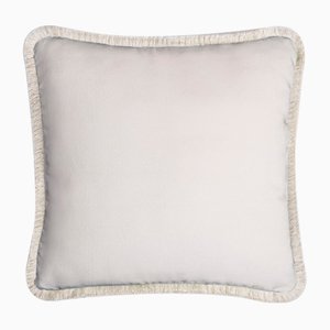 Cojín Happy Pillow de terciopelo suave con flecos en blanco de Lorenza Briola para Lo Decor