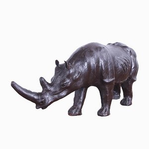 Rinoceronte in pelle, Regno Unito, anni '50