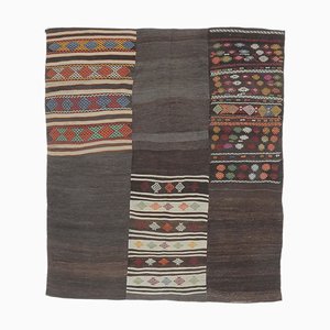 Alfombra Kilim turca vintage de lana negra hecha a mano de 7x8