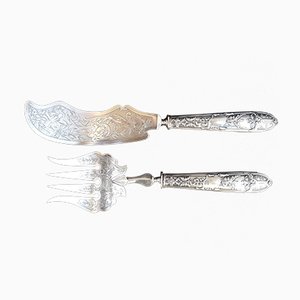 Accessori da portata di pesce con maniglie in argento, inizio XIX secolo, set di 2