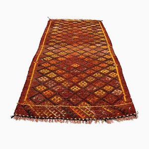 Alfombra Kilim turca pequeña de lana en rojo y negro, años 50