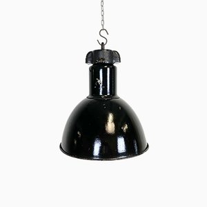 Lámpara colgante Bauhaus industrial de esmalte negro, años 50