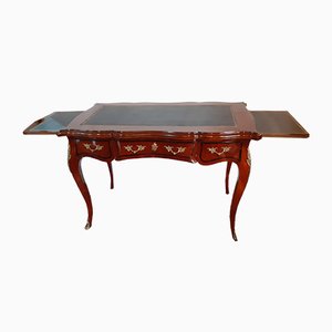 Schreibtisch im Louis XV-Stil