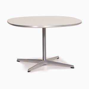 Table Basse Super Ellipse en Métal par Fritz Hansen