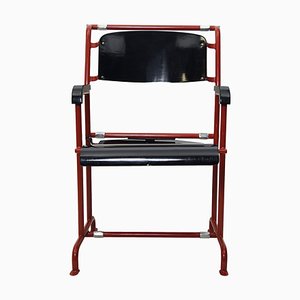 Moderner Armlehnstuhl aus Rotem Metall & Schwarzem Holz von Gerrit Rietveld für Hopmi