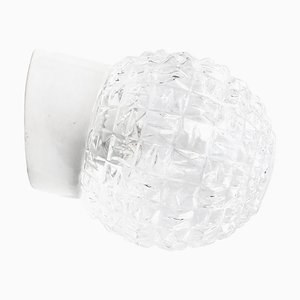 Industrielle Wandlampe aus weißem Porzellan & Klarglas, 1950er