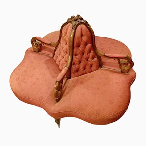 English George IV Solid Walnut 4-Seater Conversation Sofa, 1820s