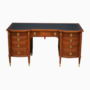 Bureau Style Victorien Antique en Acajou