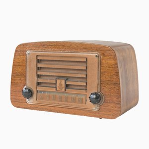 588a Radio by Charles & Ray Eames for Emerson, 1946