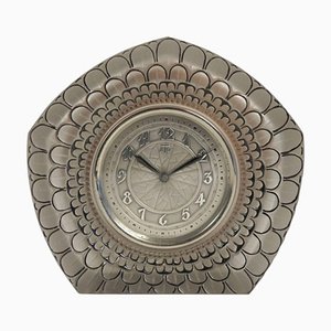 Dahlia Clock by René Lalique