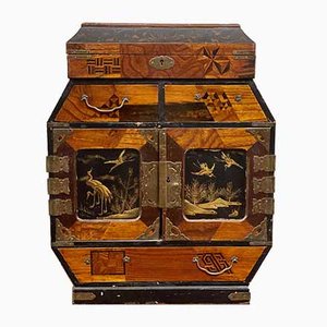 Antique Chinese Inlaid Wood Jewelry Box with Decorations in Relief, 1800s