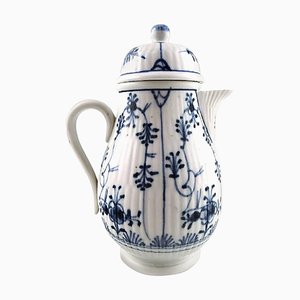 Jarra de moka alemana antigua estriada en azul de porcelana, siglo XIX