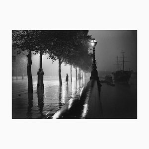 Rainy Embankment, Silver Grain Print en Gélatine, 1929