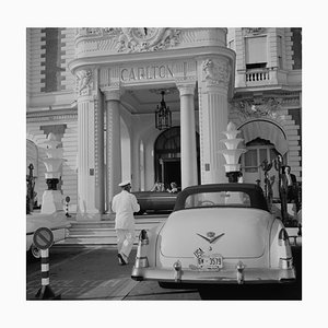 Affiche The Carlton Hotel, Limited Estate Stamped, Silver Grainatin Fiber Print, 1955