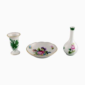 Kleine Vasen und kleine Schale aus handbemaltem Porzellan von Herend, 1980er
