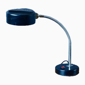 Lámpara de escritorio modernista