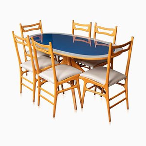 Mesa y sillas italianas Mid-Century de madera, años 50. Juego de 6