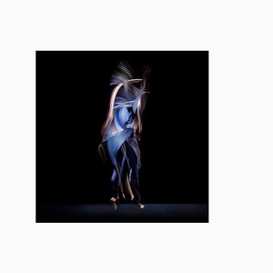 Bailarines abstractos, Azul oscuro 5, 2019, Fotografía