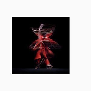Bailarines abstractos, Rojo 8, 2019, Fotografía