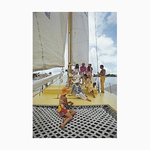 Una tripulación colorida, Aarons esbeltos, yates, fotografía de moda