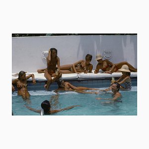 Brasilianische Frauen in Bikinis, Slim Aarons, 20. Jahrhundert, Fotografie