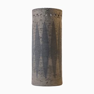 Schwedische Chamotte Vase mit Pfeil Design von Valeria G. Törnberg für Elbogen, 1970er