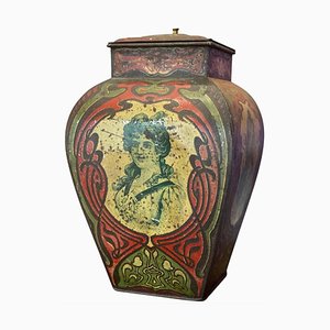 Scatola Art Nouveau con coperchio, anni '20