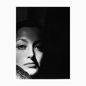 Impresión pigmentada de Joan Crawford enmarcada en negro