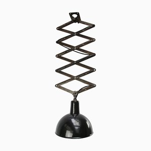 Lámpara colgante de acordeón industrial vintage de esmalte negro y metal