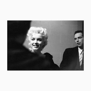 Stampa Marilyn in resina argentata, incorniciata in nero di Ed Feingersh per Galerie Prints