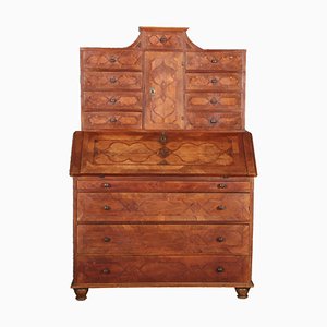 Barocker Walnuss Sekretär mit Intarsien, 18. Jahrhundert bei Pamono kaufen