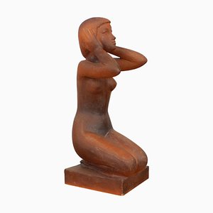 Escultura de mujer sentada escultural Mid-Century de Jitka Forejtová, años 60